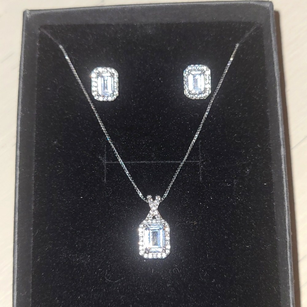 White Sapphire Emerald Cut Halo Necklace Earring Set